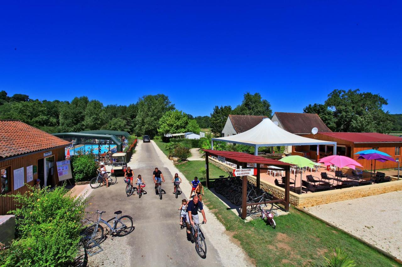 Le Plein Air Des Bories Hotel Carsac-Aillac Bagian luar foto