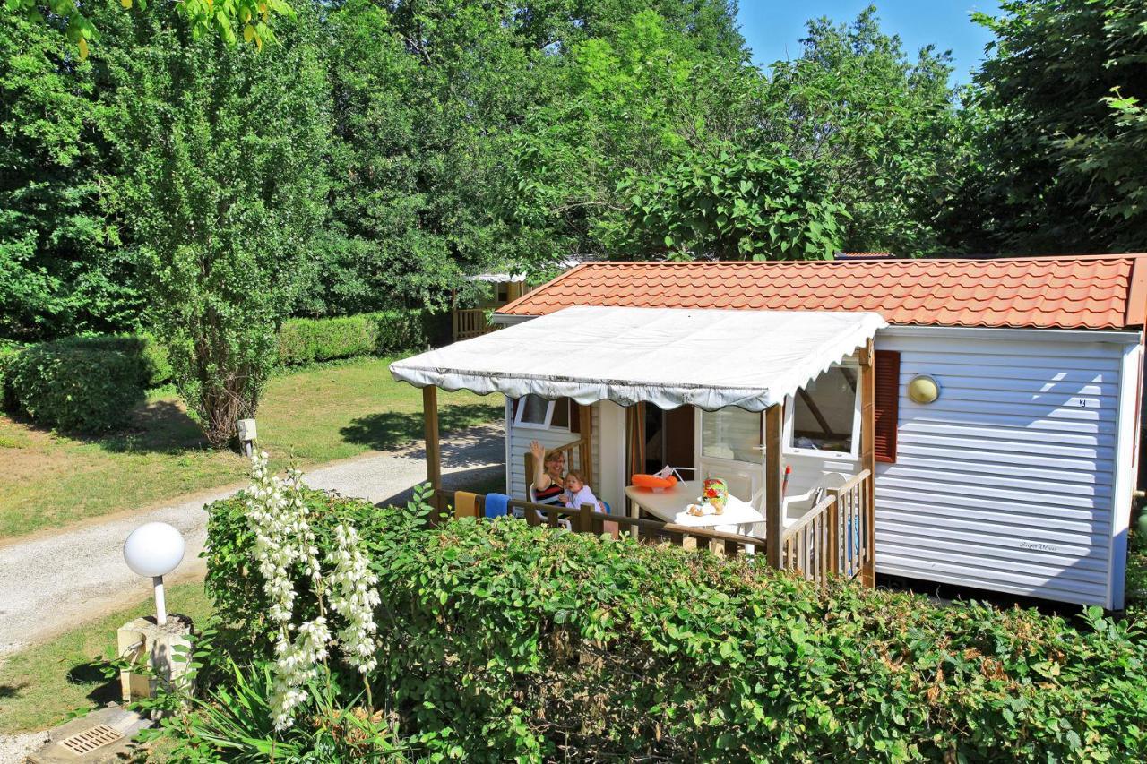 Le Plein Air Des Bories Hotel Carsac-Aillac Bagian luar foto