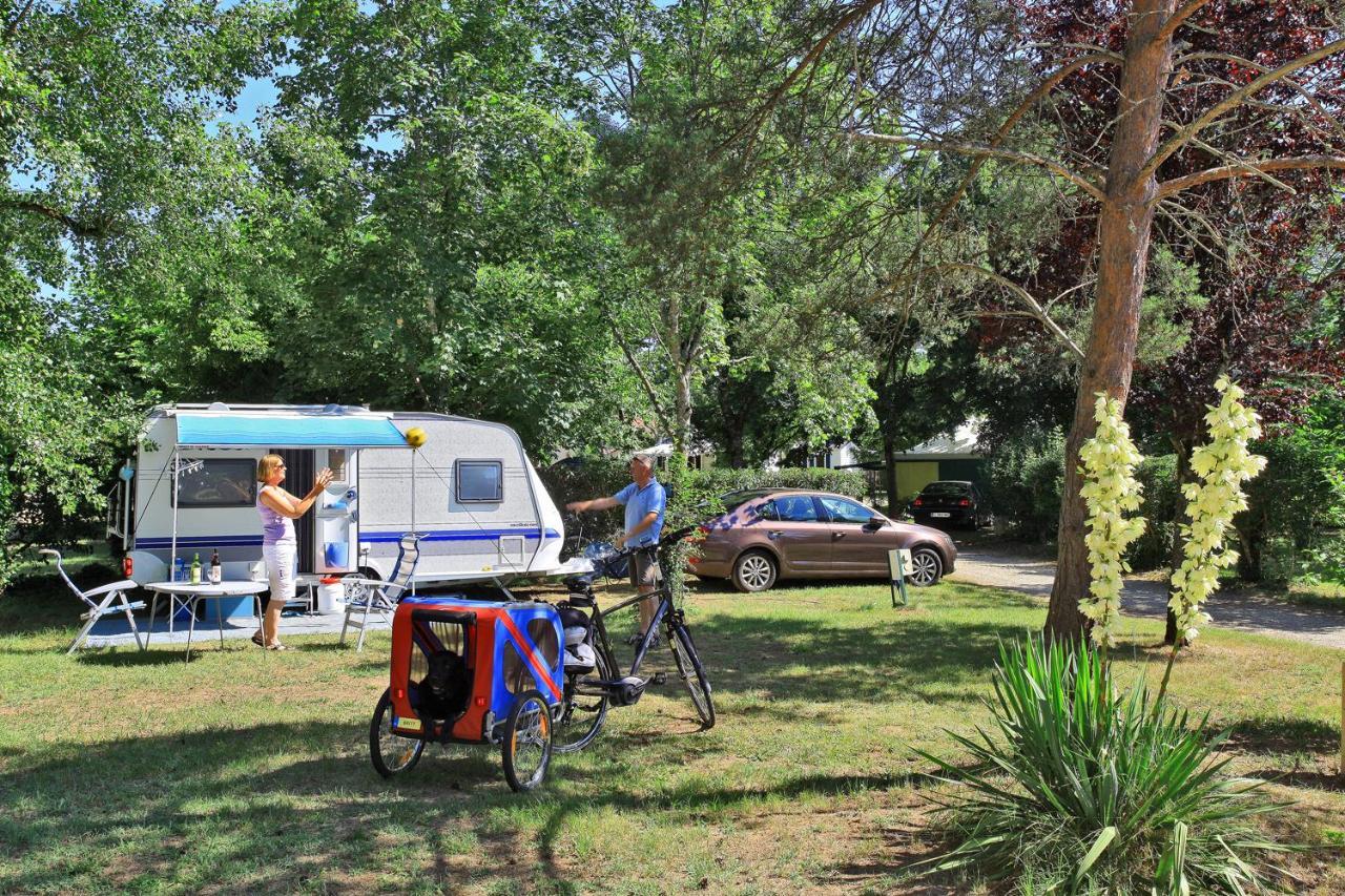 Le Plein Air Des Bories Hotel Carsac-Aillac Bagian luar foto